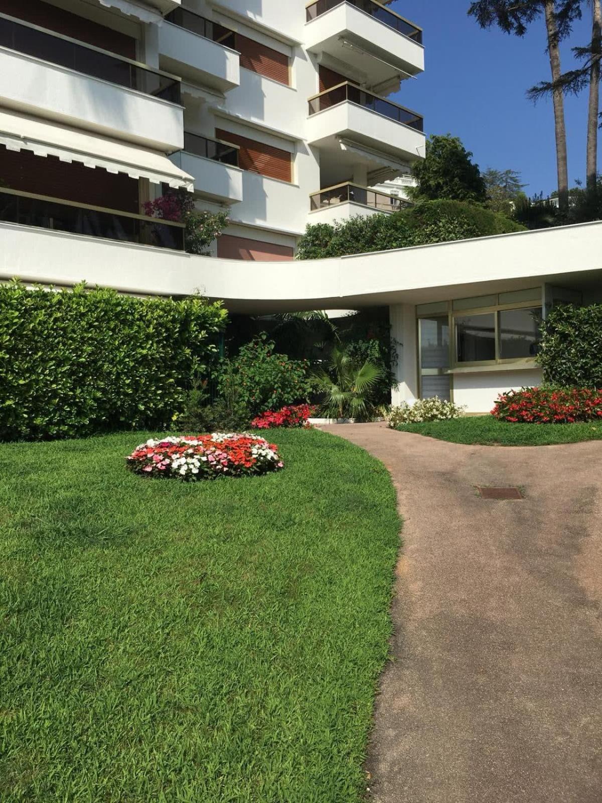 Appartamento La Californie-upscale Quiet By Olidesi